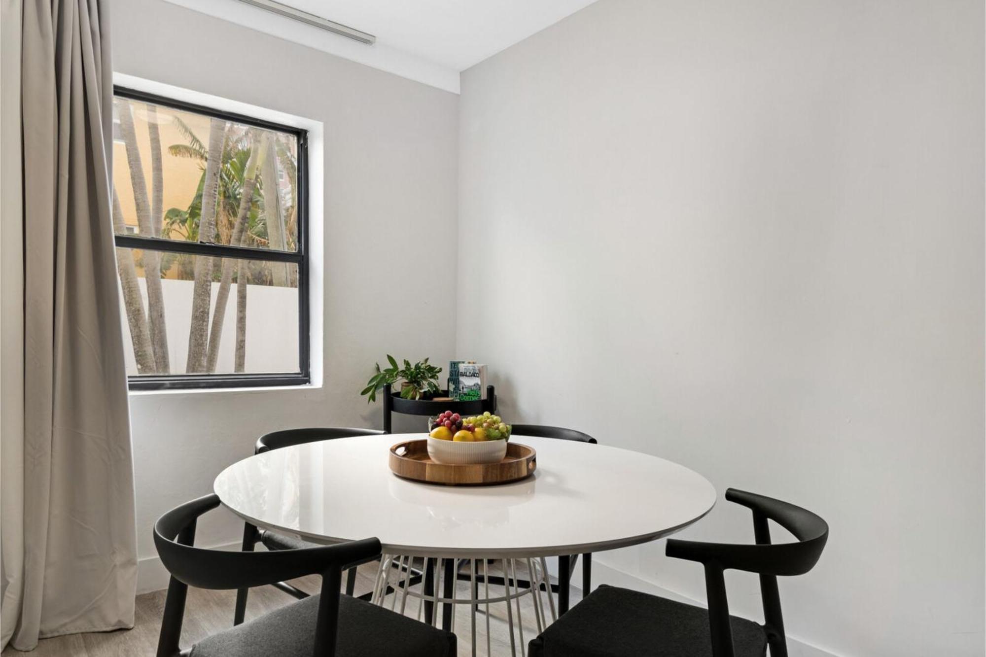 Roami At The Palm Apartment Fort Lauderdale Room photo